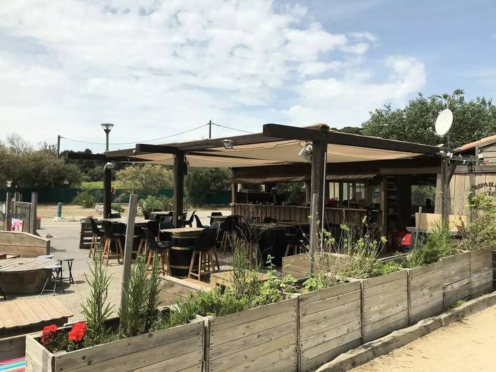Camping pour 4 personnes, avec Terrasse et Sauna