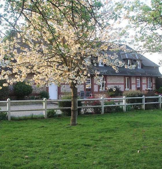 Location de vacances pour 4 personnes, avec Jardin à Limpiville