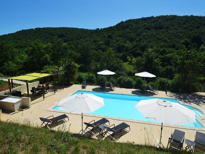 Location de vacances pour 2 personnes, avec jardin et piscine à Souillac - 2