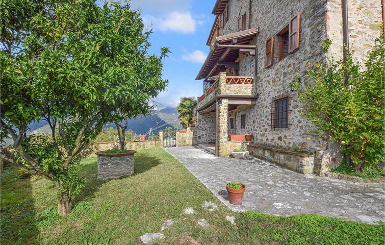 Casa vacanza per 8 persone, con giardino, con animali domestici - 1