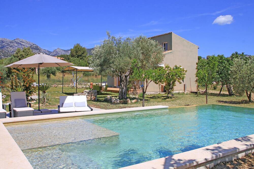 Idyllische Finca mit Bergblick, Überlaufpool, Ruhige Umgebung, Klimaanlage in Selva, Mallorca Inselmitte