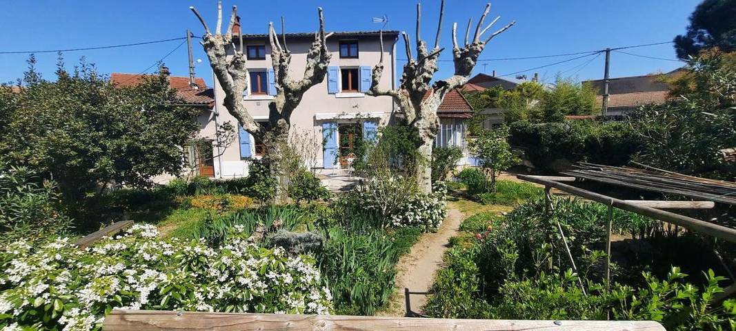 Location de vacances pour 11 personnes, avec jardin, animaux acceptés à Romans-sur-Isère - 4