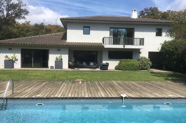Villa pour 12 personnes, avec jardin ainsi que jacuzzi et balcon - 1