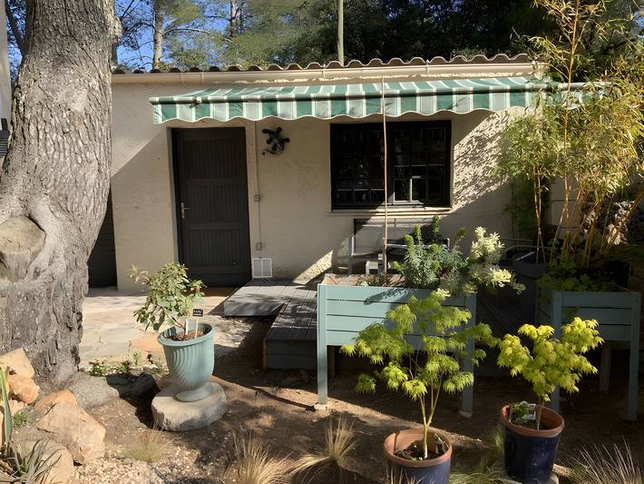 Alojamiento y desayuno para 2 personas, con jardín y jacuzzi - 1