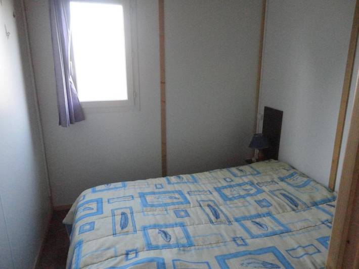 Gîte pour 4 personnes, avec vue et jardin ainsi que balcon et piscine à Castillonnès - 3