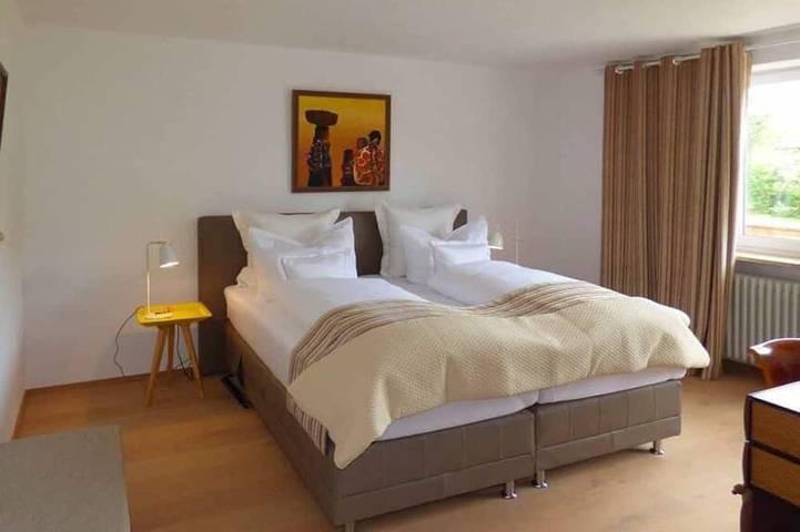 Ferienwohnung für 2 Personen, mit Balkon und Garten in Böbrach