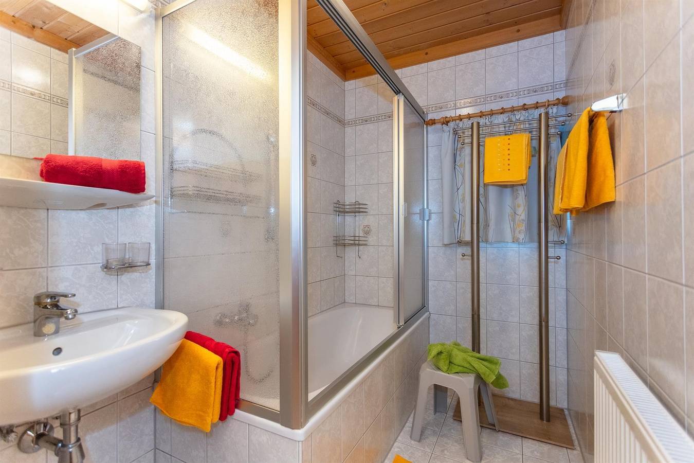 Ganze Ferienwohnung, Apartment/2 Schlafräume/Du od. Bad, Wc in Loferer und Leoganger Steinberge, Leogang