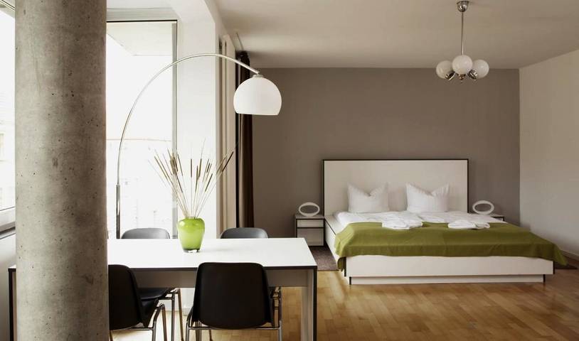 Ferienhaus für 4 Personen, mit Balkon und Terrasse sowie Garten und Ausblick in Mitte Berlin