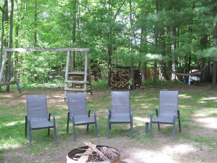 Log cabin for 6 people, with garden in Michigan