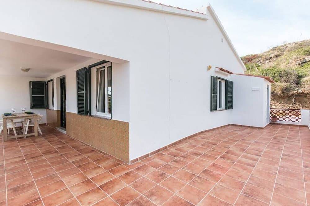Appartamento intero, Charming 3 bedroom apart.10 mts walking from beach in Sa Mesquida, Mahon