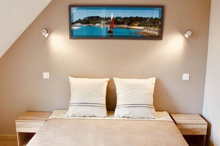 Plage à 30 mètres, 3 chambres, 2Wc, Charges Comprises, Jardin et Parking Privé in Barneville-Carteret, Côte de la Déroute
