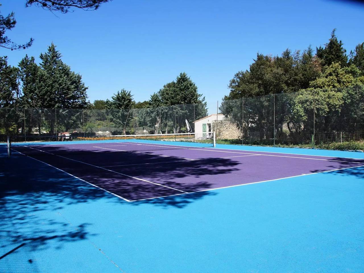 Casa 5 Personas in Grans, Region de Aix-en-Provence