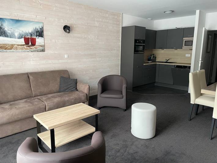 Location de vacances pour 6 personnes, avec Terrasse et Piscine dans Gourette
