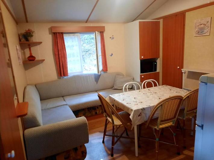 Camping pour 6 personnes, avec jardin et piscine à Saint-Georges-de-Didonne - 2