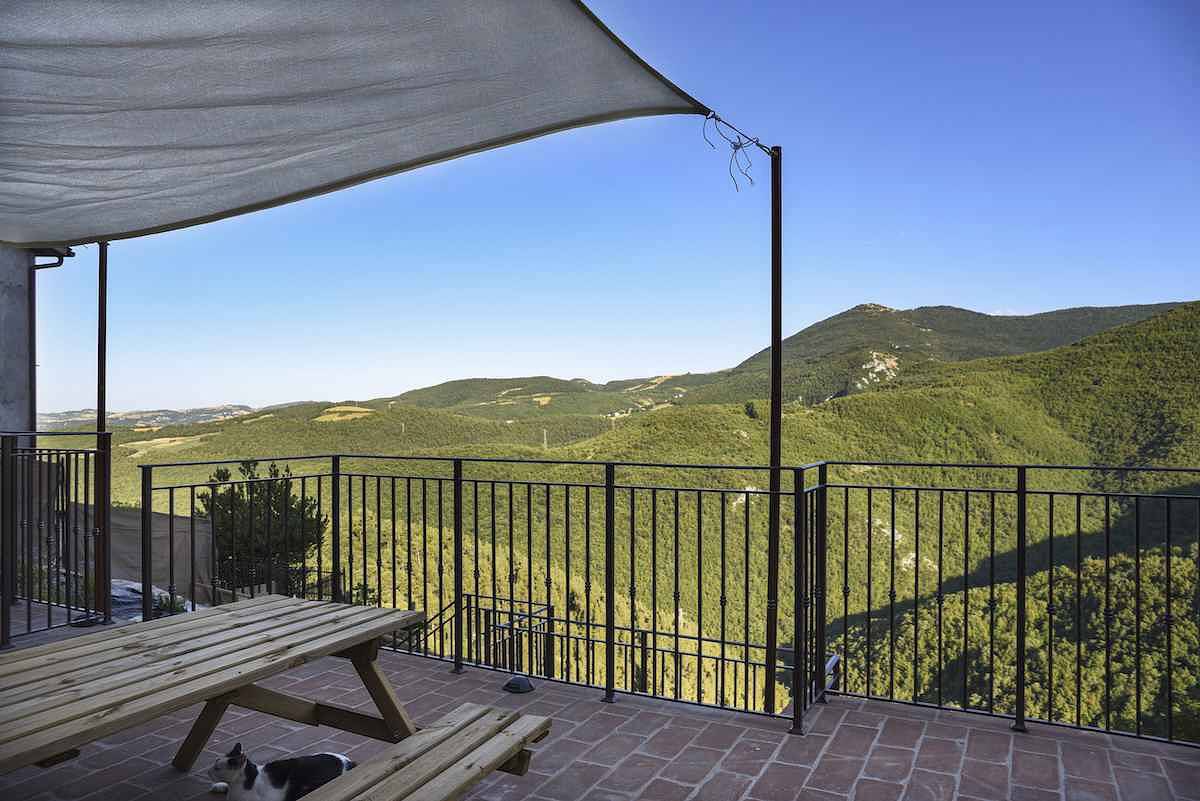 Maison de vacances avec terrasse  in Fabriano, Province d'Ancône