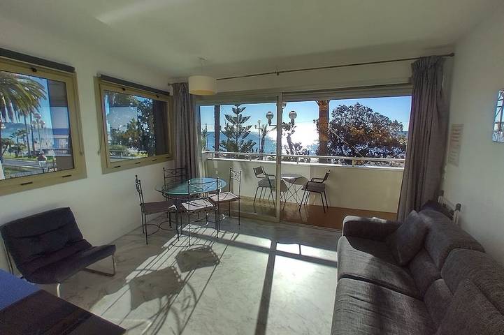 Gîte pour 4 personnes, avec piscine ainsi que jardin et balcon dans Office De Tourisme Et Des Congres De Nice - 4