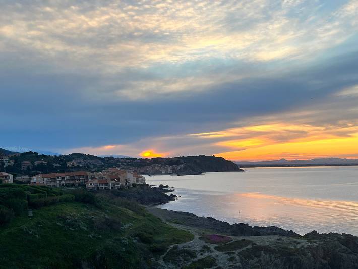 Gîte pour 4 personnes, avec terrasse et jardin dans Plage de l'Oli (Port-Vendres) - 2