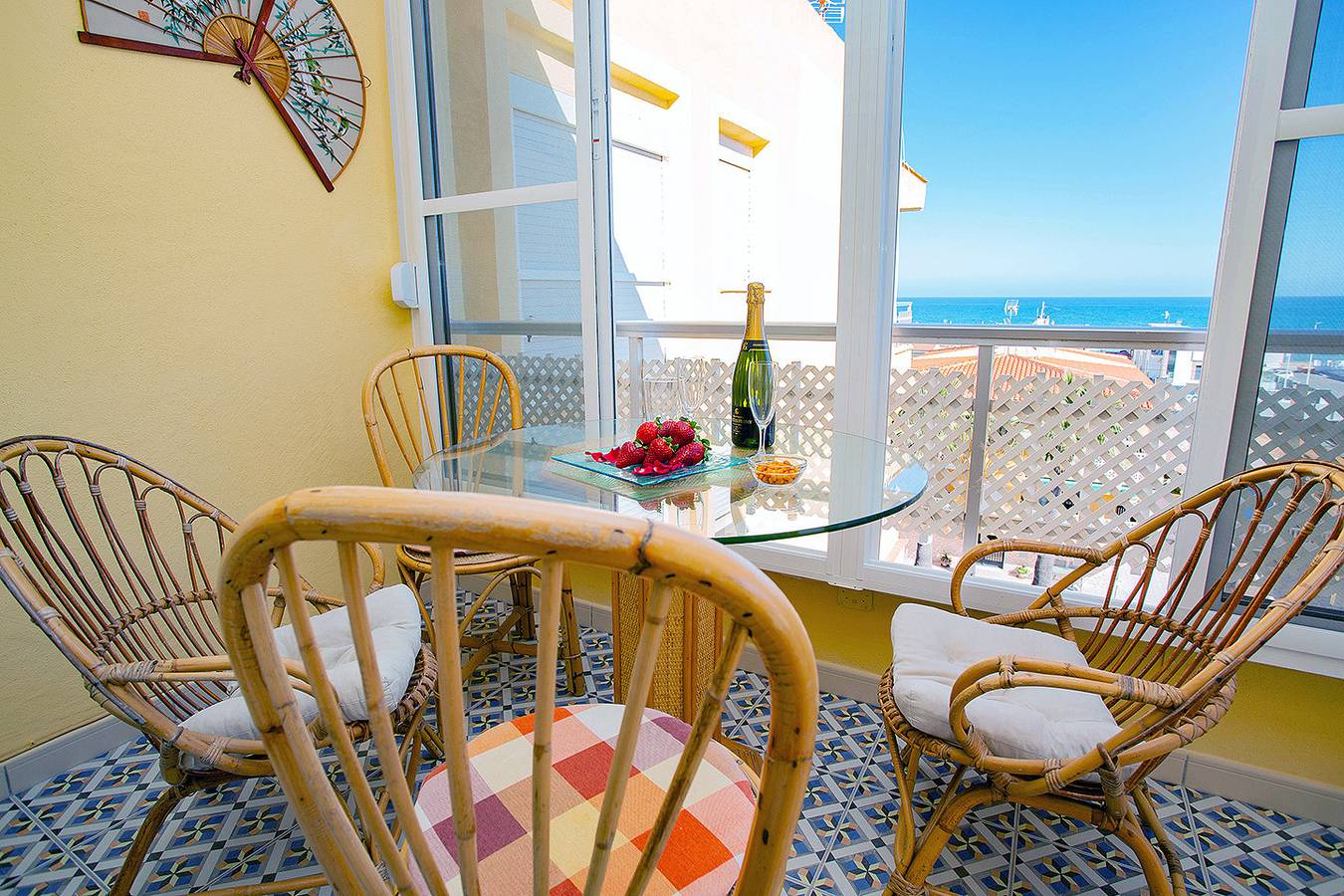 Entire apartment, 130 Sur Sea - Alicante Holiday in Torrevieja, Costa Blanca