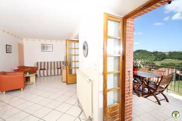 Maison De Vacances pour 4 Personnes dans Saint-Donat-sur-l'Herbasse, Région de Valence, Photo 2