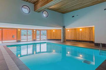 Gîte pour 2 personnes, avec balcon ainsi que sauna et piscine, animaux acceptés dans Office De Tourisme De Vaujany