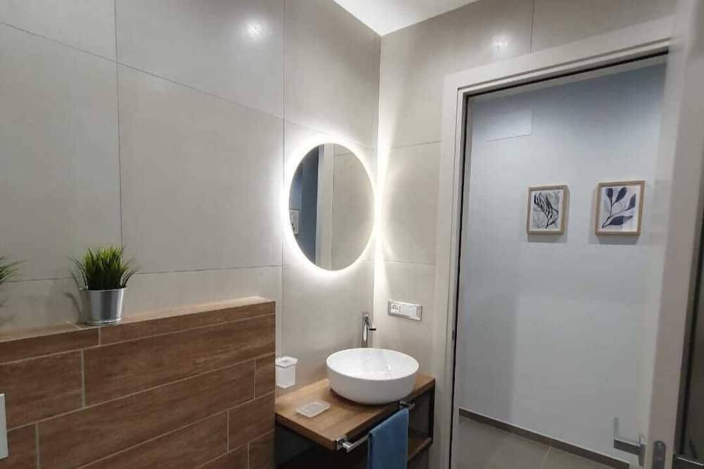 Apartamento entero, Ponente Apartment - Playa degli Angeli 200 mt from the sea in Gabicce Mare, Pesaro-Urbino