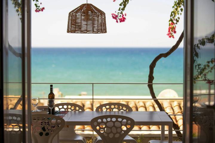Villa con terrazas con vistas al golfo de Castellammare in Alcamo Marina, Alcamo