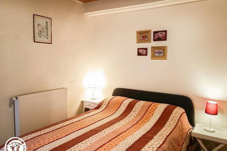 Location de vacances pour 6 personnes, avec jardin à Fajoles - 3