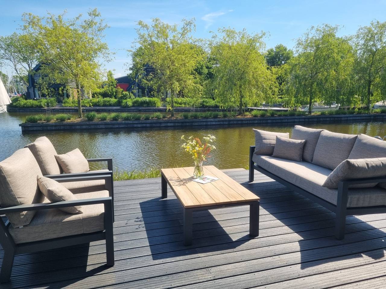 Luxuriöse freistehende 6-Personen-Watervilla direkt am Slotermeer gelegen in Balk, Ijsselmeer