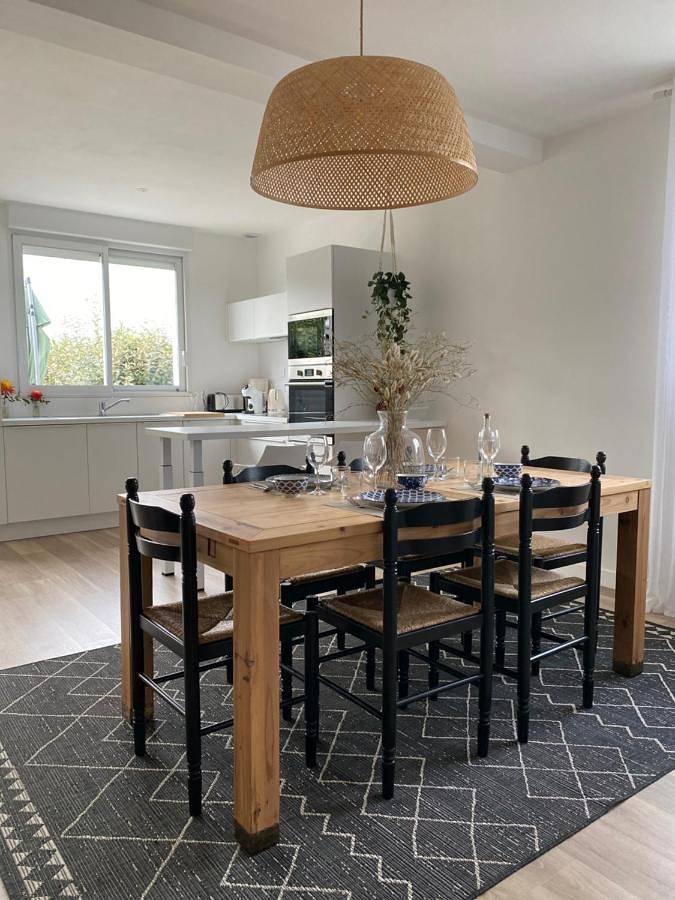 Three-Bedroom Home in Plovan, Côte de Cornouaille
