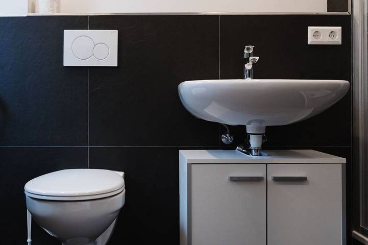 Ganze Wohnung, Kleines Apartment mit Balkon in Wiesloch, Kraichgau