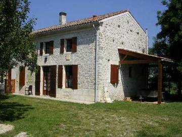 Gîte pour 4 personnes, avec jardin à Bernay-Saint-Martin