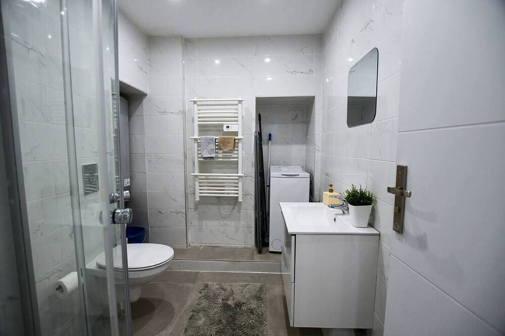 Apartamento entero, Ô numéro 7 - Heart of Château-Chinon in Château-Chinon (Ville), Parque natural de Morvan