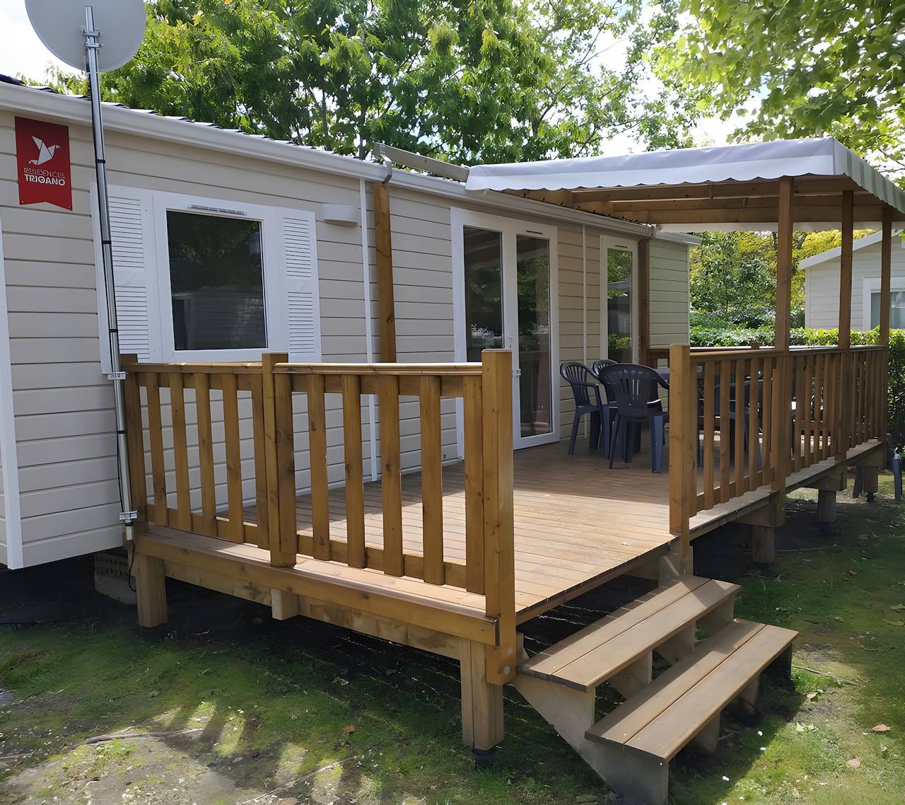 Mobile Home '4 Personnes, Climatisé' avec piscine partagée, terrasse privée et climatisation in Gastes, Côte d’Argent