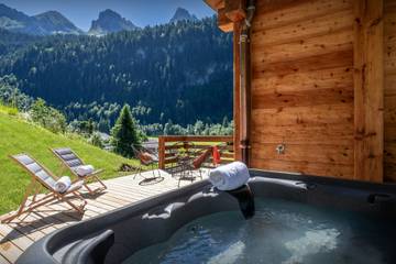 Holiday Rental for 14 People in Le Grand-Bornand, Annecy region, Photo 2