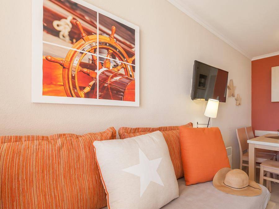 Pierre & Vacances Résidence L'Anse de Pramousquier - Wohnung 4 personen - - 1 Schlafzimmer - Terrasse oder Balkon - Meerblick - Südlage in Pramousquier, Le Lavandou
