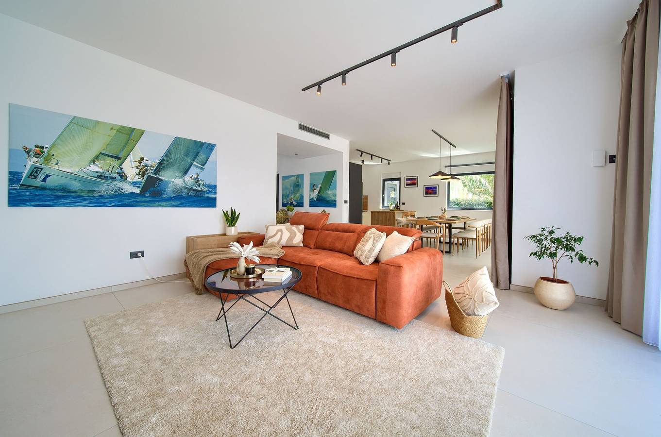 Geräumige Villa mit Meerblick, Terrasse, Küche und Parkplatz – 2,5 km vom Strand entfernt in Punat, Krk