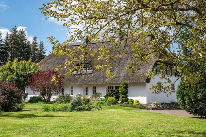 Cottage for 5 people, with Garden and Sauna