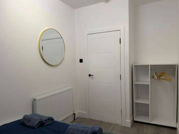 Holiday Apartment for 5 People in Cardiff, Cardiff region, Photo 2