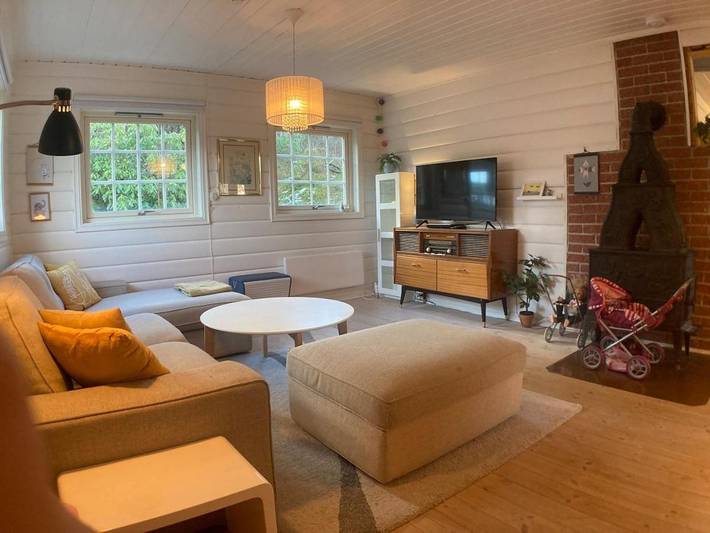 Ferienhaus für 7 Personen, mit Terrasse und Garten sowie Seeblick