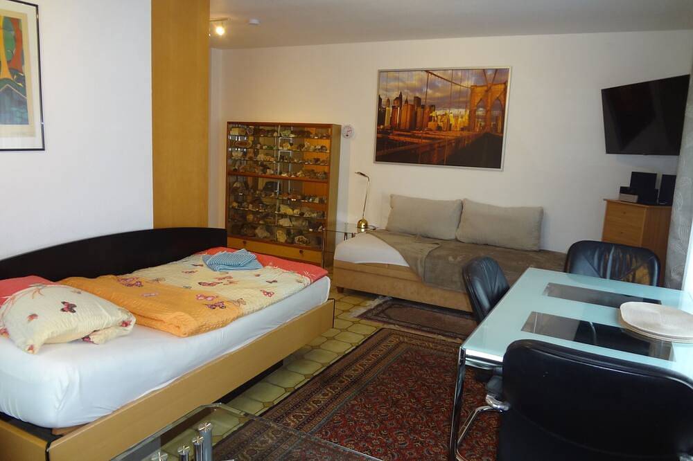 Ganze Wohnung, Ferienwohnung Rühle Fewo 2, Bad Soden Taunus Mtk Frankfurt, Nähe Ffm in Bad Soden am Taunus, Main-Taunus-Kreis