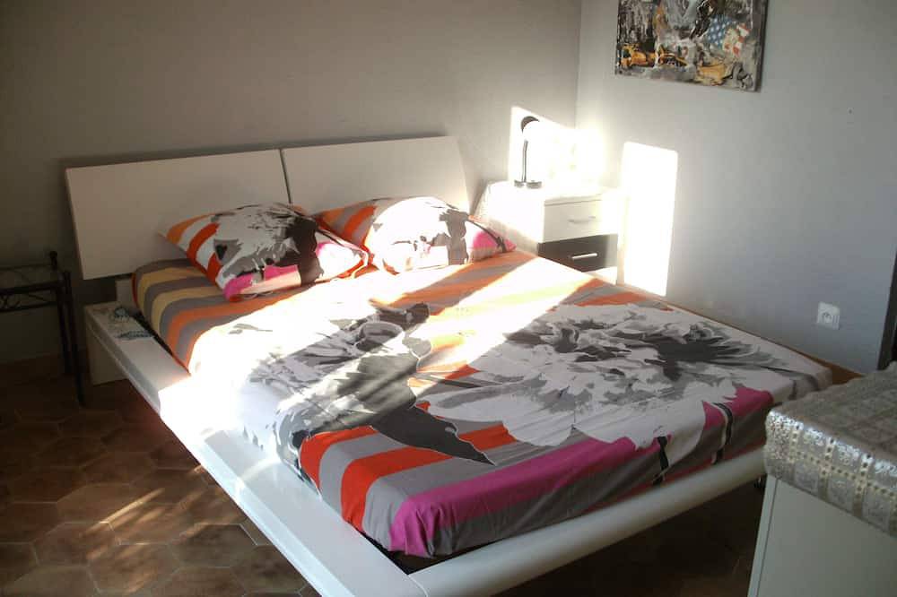 Villa avec piscine privée . Monaco/La Turbie -parkings privés Calme in La Turbie, Côte méditerranéenne (France)