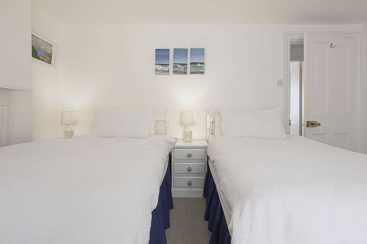 Breakwater Cottage - Fünf Schlafzimmer Kleines Landhaus, Schläft 10 in Bude, Cornwall