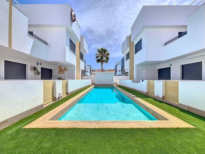 Apartamento de vacaciones para 6 personas, con terraza y piscina para niños - 1