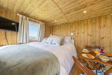Glamping for 2 People in Stiffkey, Norfolk, Photo 3