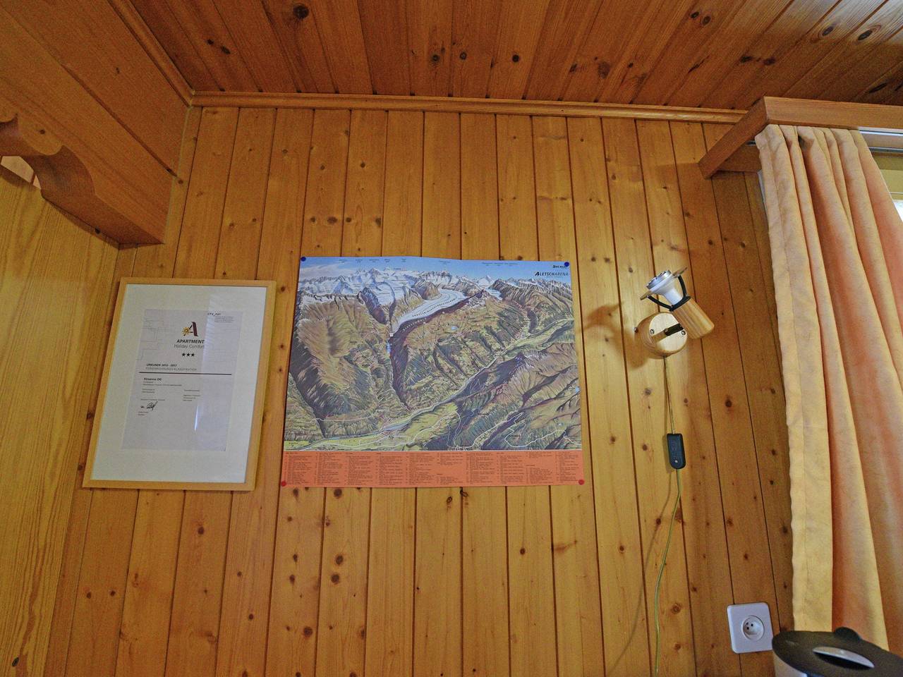 Ganze Wohnung, Chalet in Fieschertal mit herrlicher Aussicht in Fieschertal, Aletsch Arena