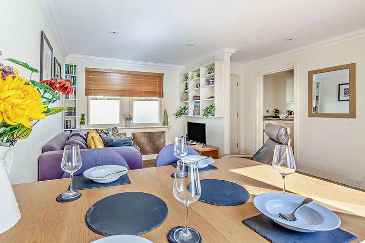 Holiday rental for 3 people, with terrace in Bath