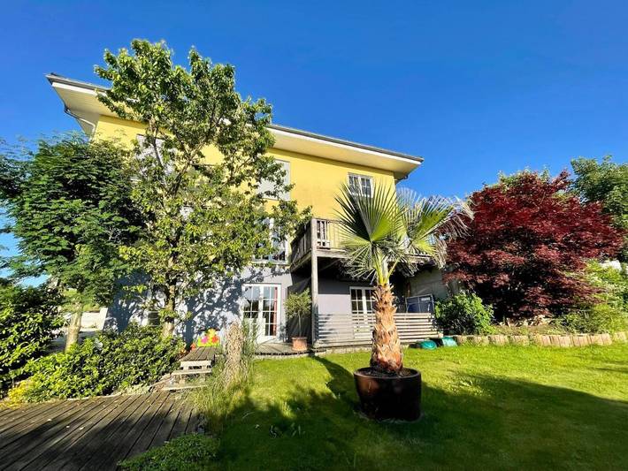 Ferienwohnung für 2 Personen, mit Terrasse und Garten sowie Ausblick in Schörfling am Attersee