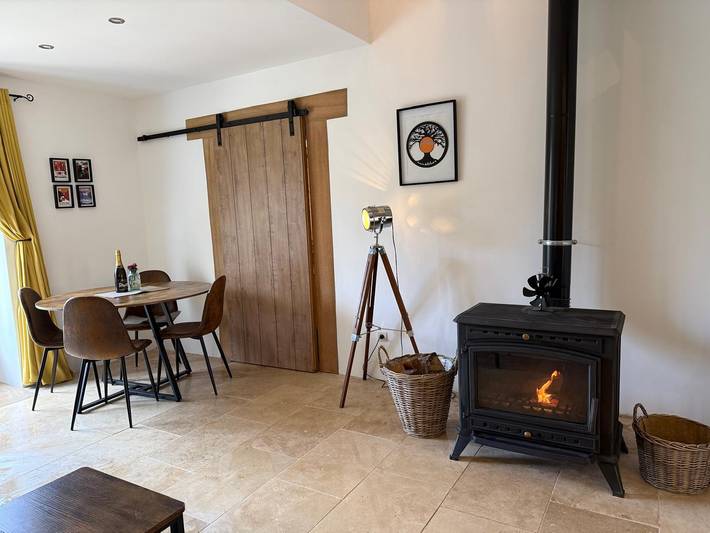 Gîte pour 4 personnes, avec Piscine à Biron - 4