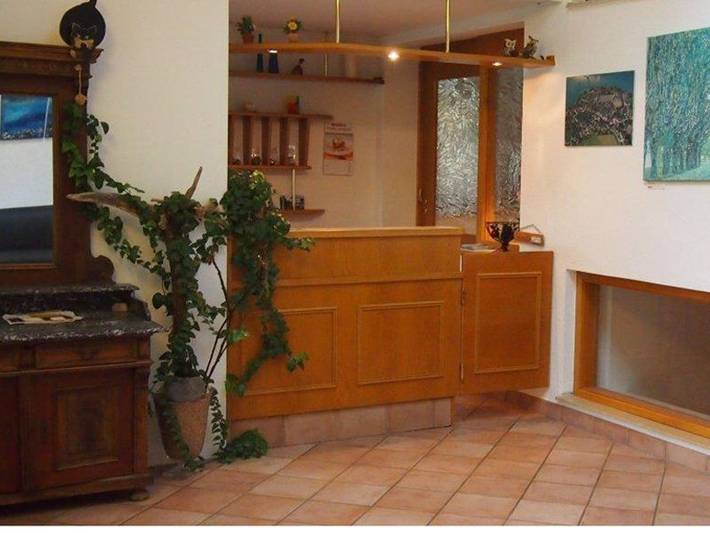 Ferienwohnung, mit Terrasse und Garten sowie Sauna und Ausblick in Weyregg am Attersee - 3