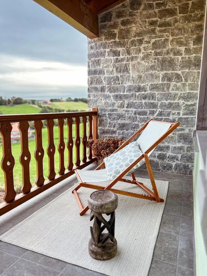 Casa de vacaciones para 5 personas, con terraza además de jardín y vistas, Se admiten mascotas - 1